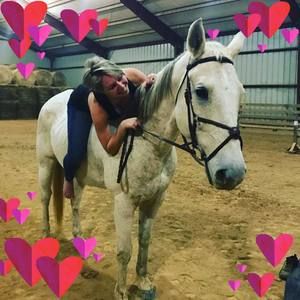 Meet your Posher, Gabrielle